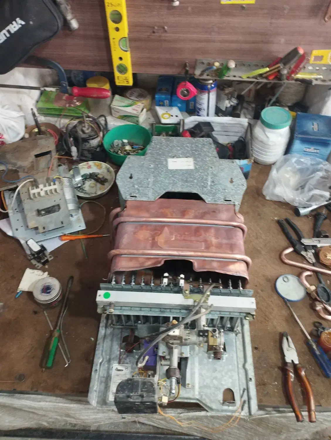 تعمیرات و سرویس انواع آبگرمکن و بخاری|آبگرمکن، پکیج، شوفاژ|دزفول, |دیوار