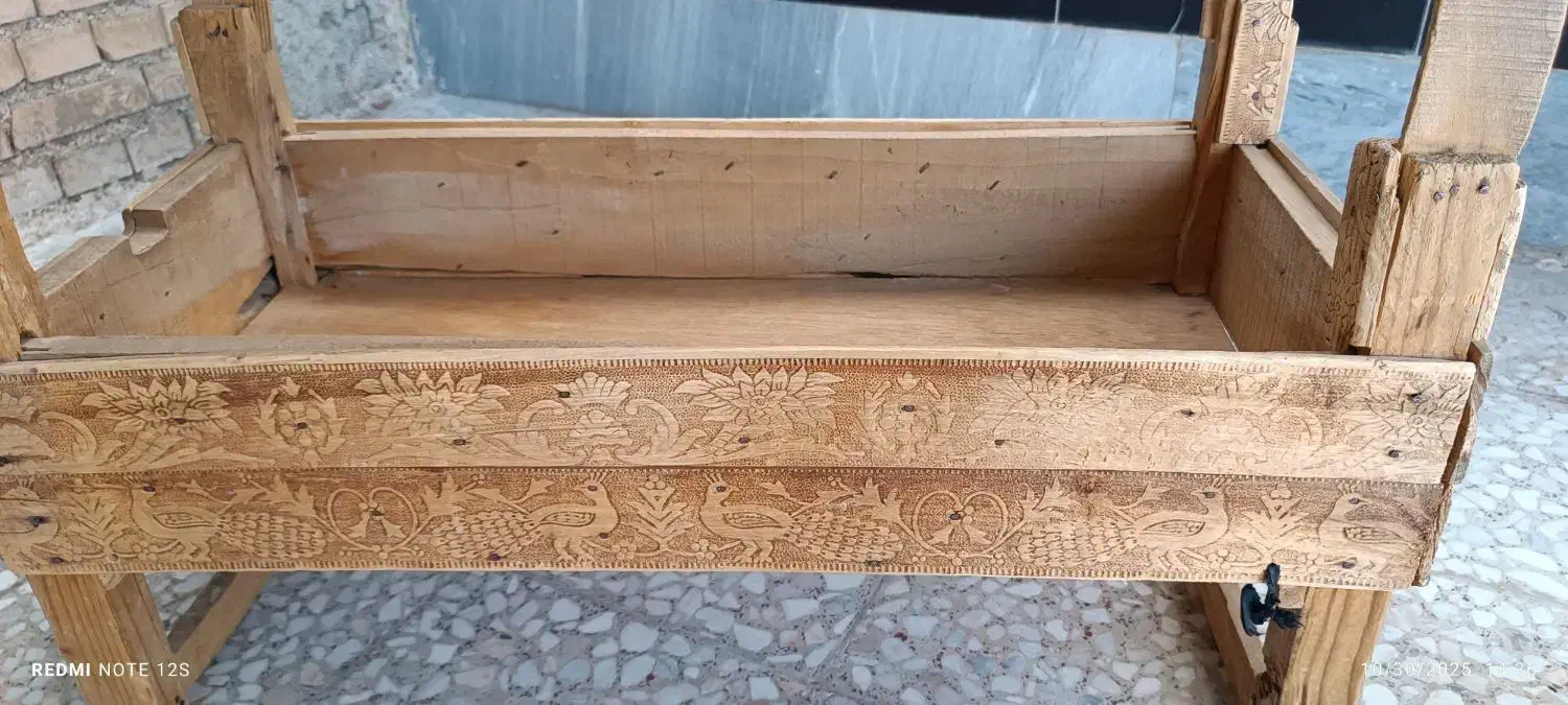 گهواره|تخت و صندلی بچه|ایذه, |دیوار