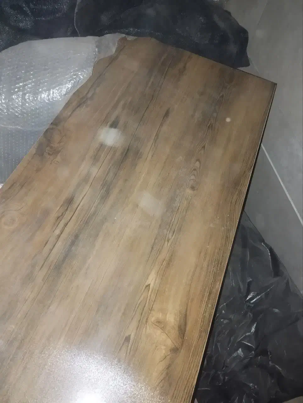 میز تحریر|میز تحریر و کامپیوتر|مبارکه, |دیوار