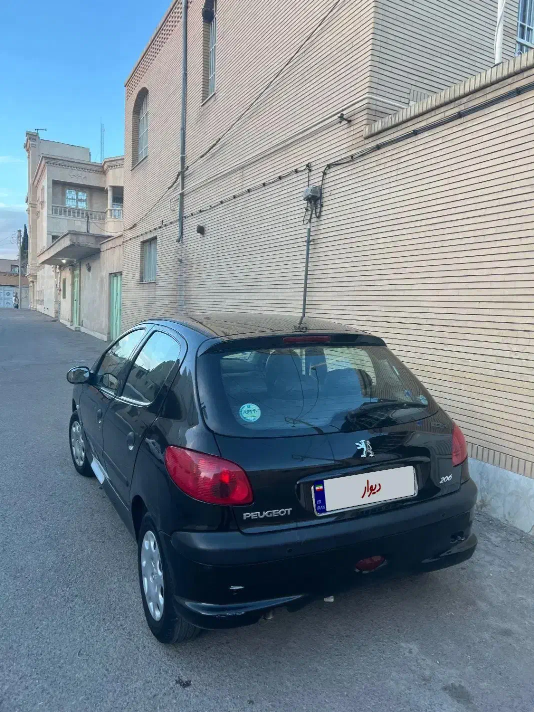 پژو ۲۰۶ مدل ۹۸ تیپ ۵|خودرو سواری و وانت|سیرجان, |دیوار