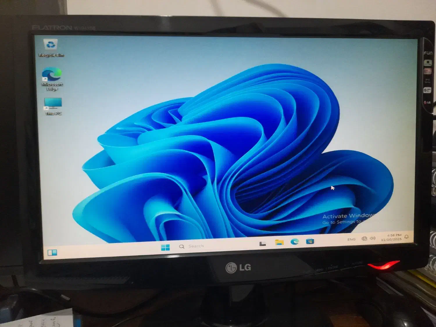 مانیتور LG flatron w1943sb|قطعات و لوازم جانبی رایانه|لنجان, |دیوار