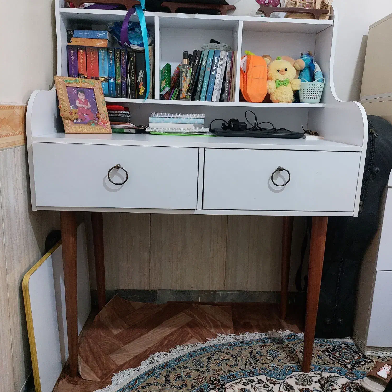 میزتحریر|میز تحریر و کامپیوتر|بهارستان, |دیوار