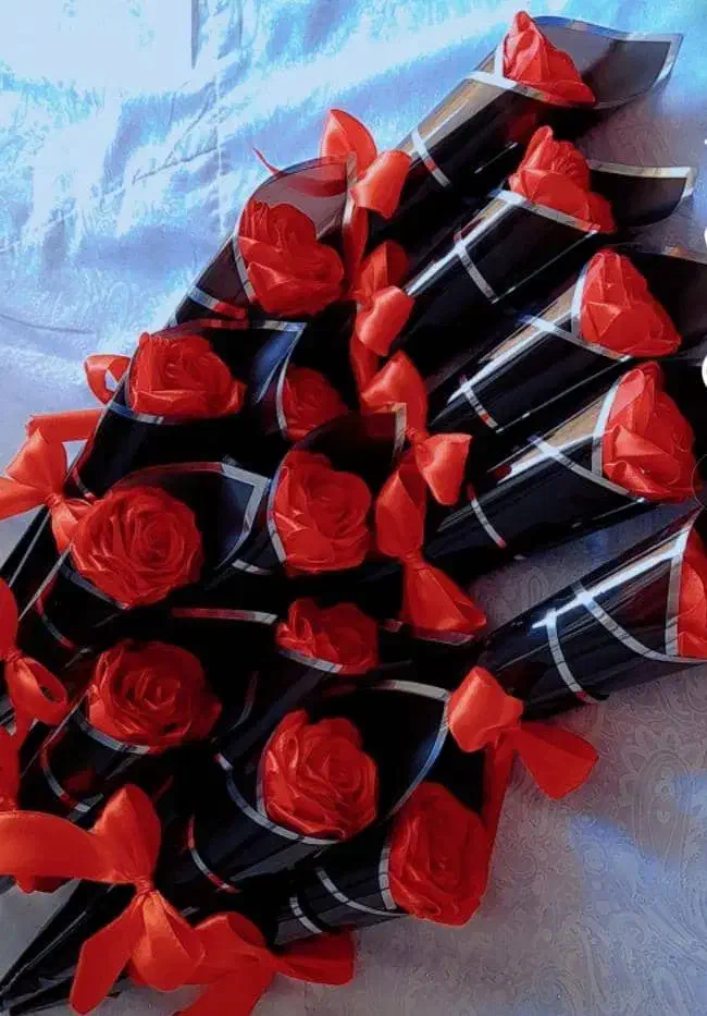 دست گل روبانی|گل مصنوعی|شوش, |دیوار