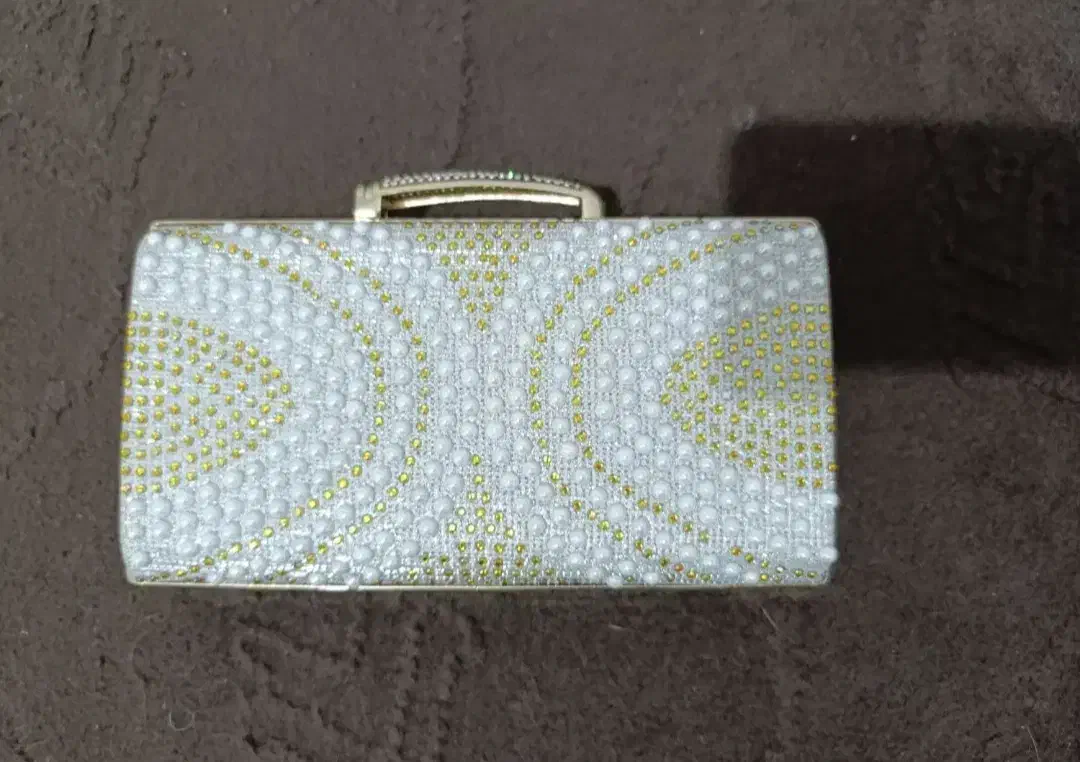 کیف|کیف، کفش، کمربند|سقز, |دیوار