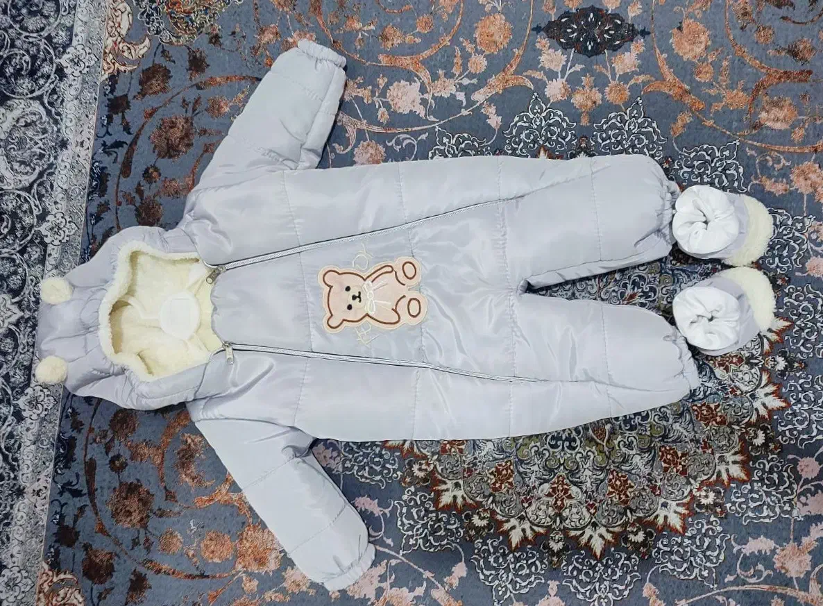 سرهمی نوزاد|کفش و لباس بچه|بروجرد, |دیوار