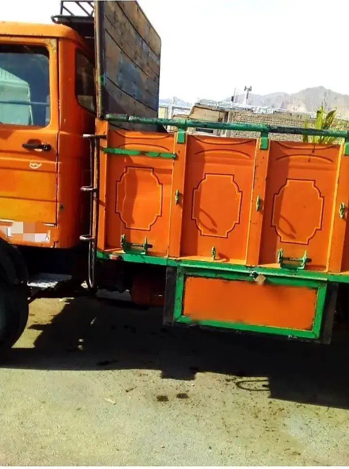 خاور ۸۰۸ مدل ۶۳ باری چوبی|خودرو سنگین|ارسنجان, |دیوار