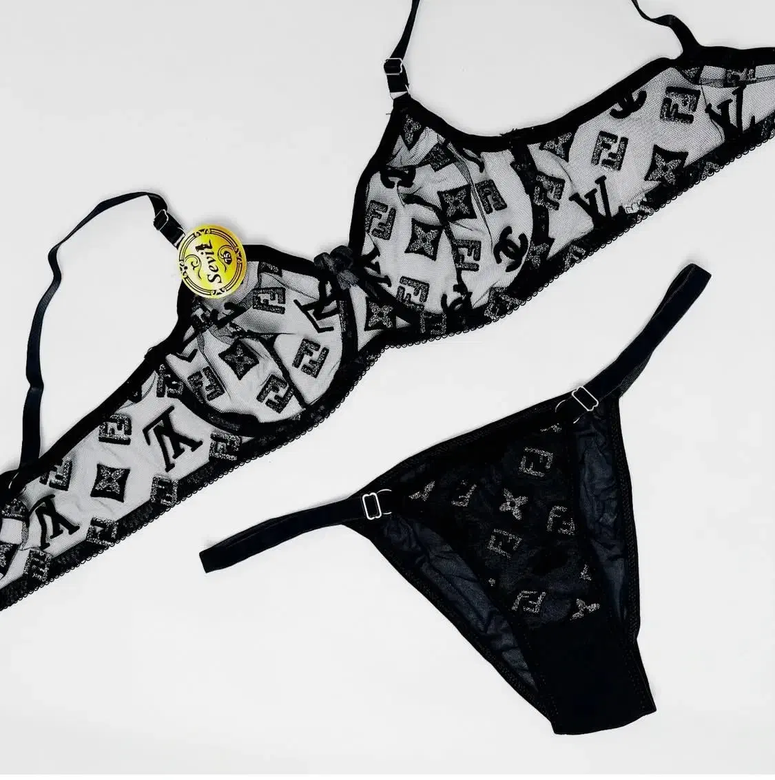 ست طرح فندی|لباس|قم, باجک یک|دیوار