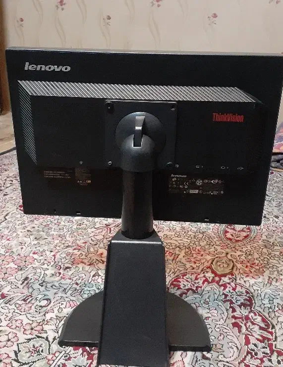 مانیتور لنوو lenovo|قطعات و لوازم جانبی رایانه|خرمآباد, |دیوار