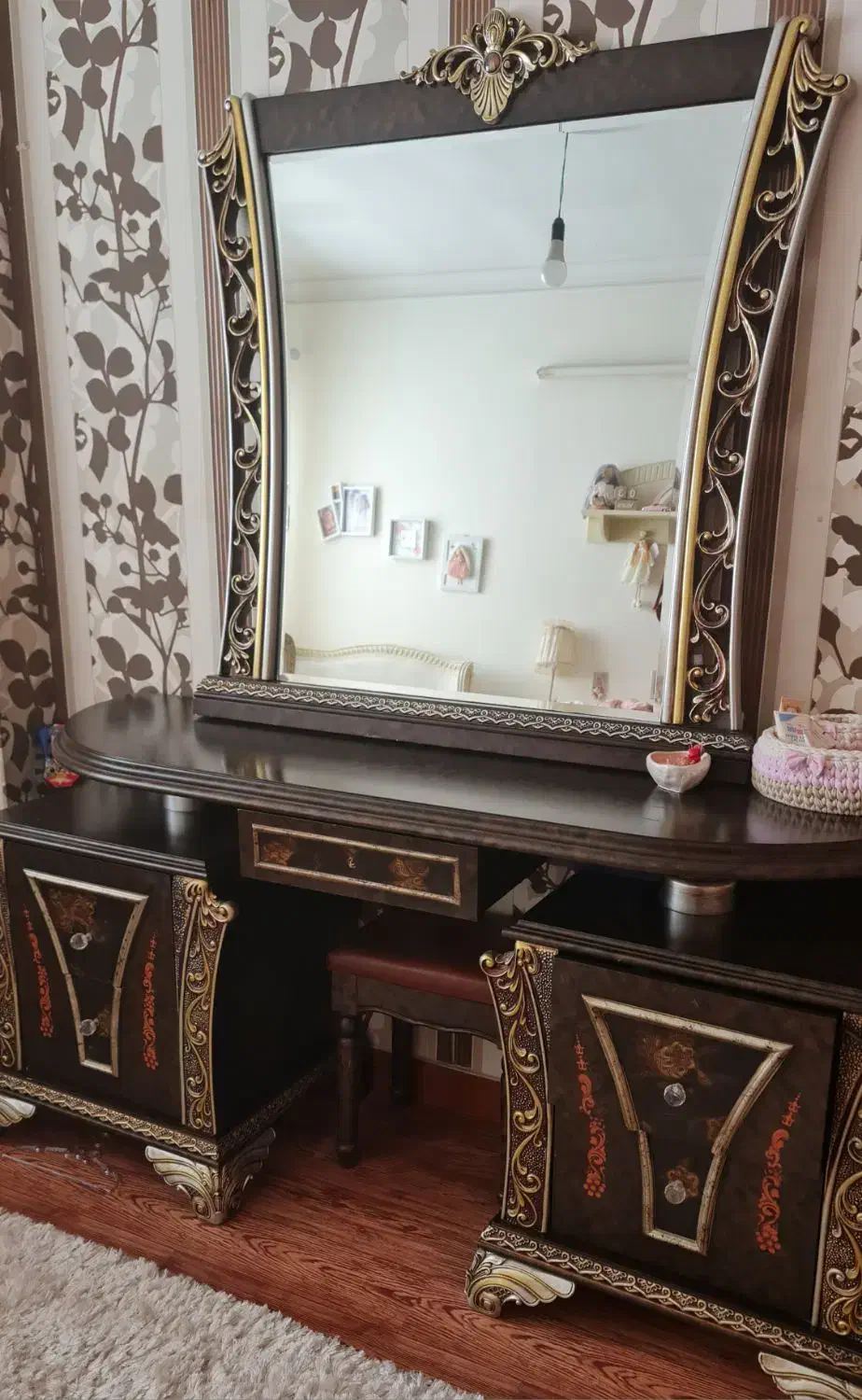 میز آرایش و کنسول کلاسیک|بوفه، ویترین، کنسول|رشت, جهاد|دیوار