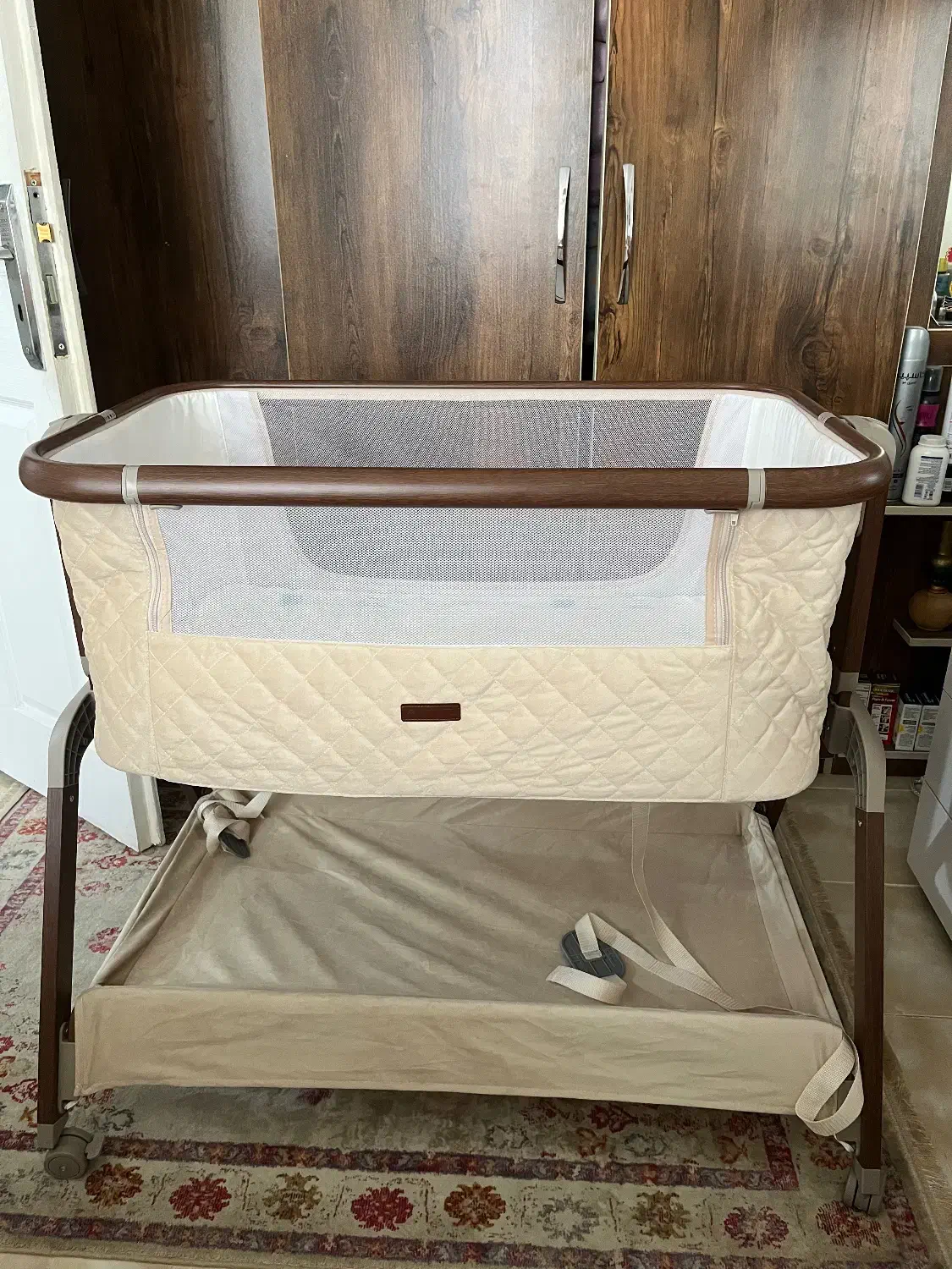 تخت کنار مادر|تخت و صندلی بچه|رشت, کوی مهر|دیوار