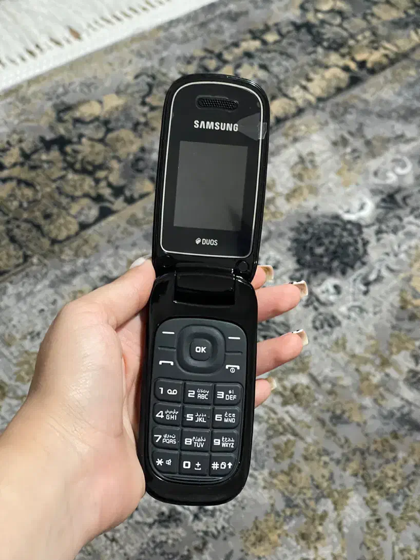 تلفن همراه معمولی سامسونگ تاشو|موبایل|کوچصفهان, |دیوار