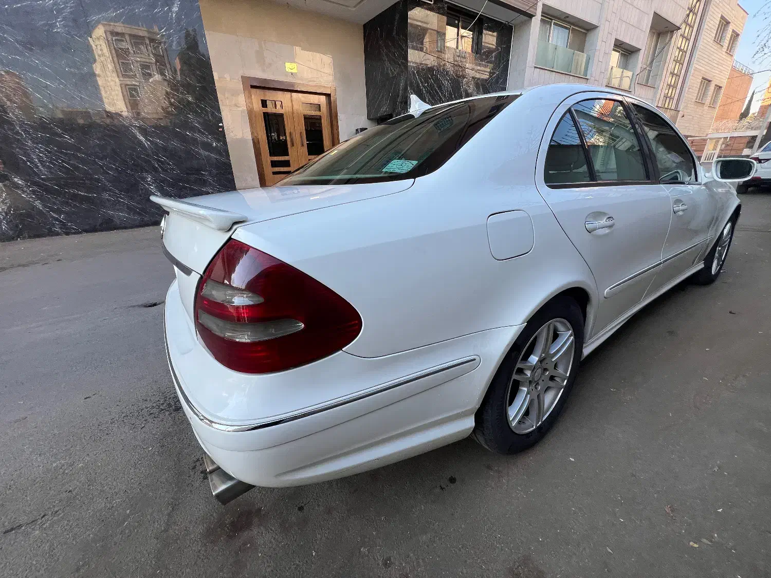 بنز e200|خودرو سواری و وانت|اصفهان, هزارجریب|دیوار