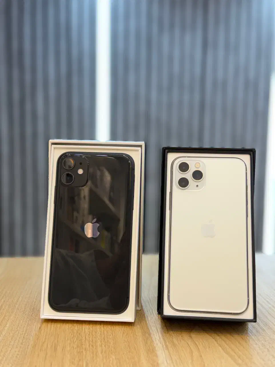 ۱۱ پرو و ۱۱ نرمال|موبایل|شیراز, عفیفآباد|دیوار