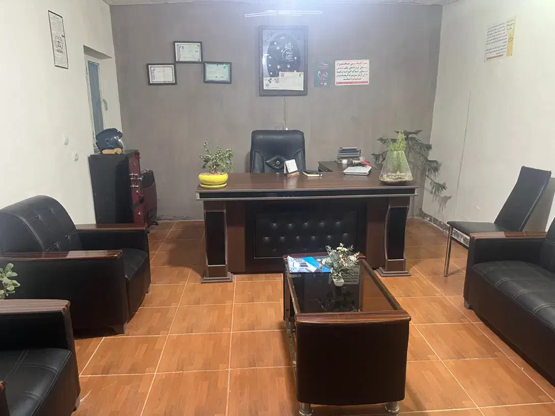 واگذاری مشاور املاک واقع در بلوار جمهوری|اجارهٔ مغازه و غرفه|کرمان, |دیوار