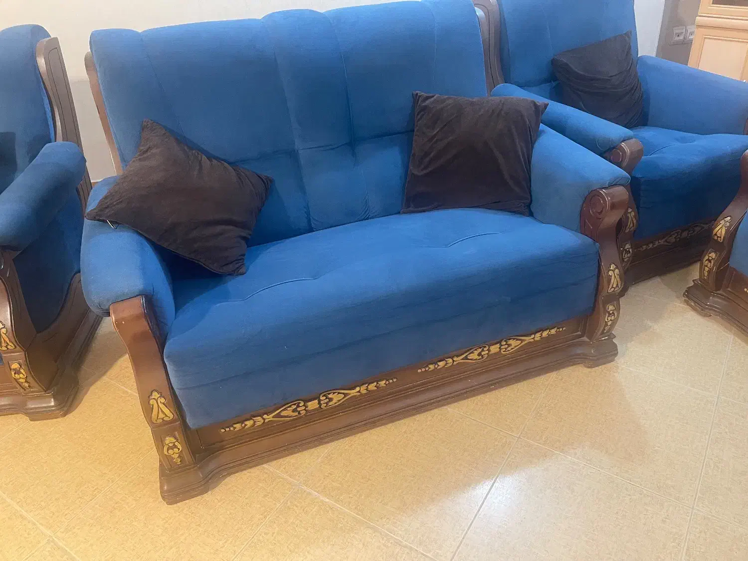 فروش یکدست مبل ۷ نفره|مبلمان خانگی و میز عسلی|بندرعباس, |دیوار