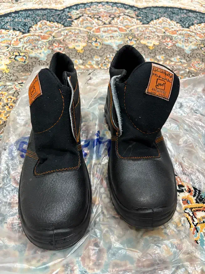 کفش ایمنی سایز ۴۳|کیف، کفش، کمربند|شاهین‌شهر, طالقانی|دیوار