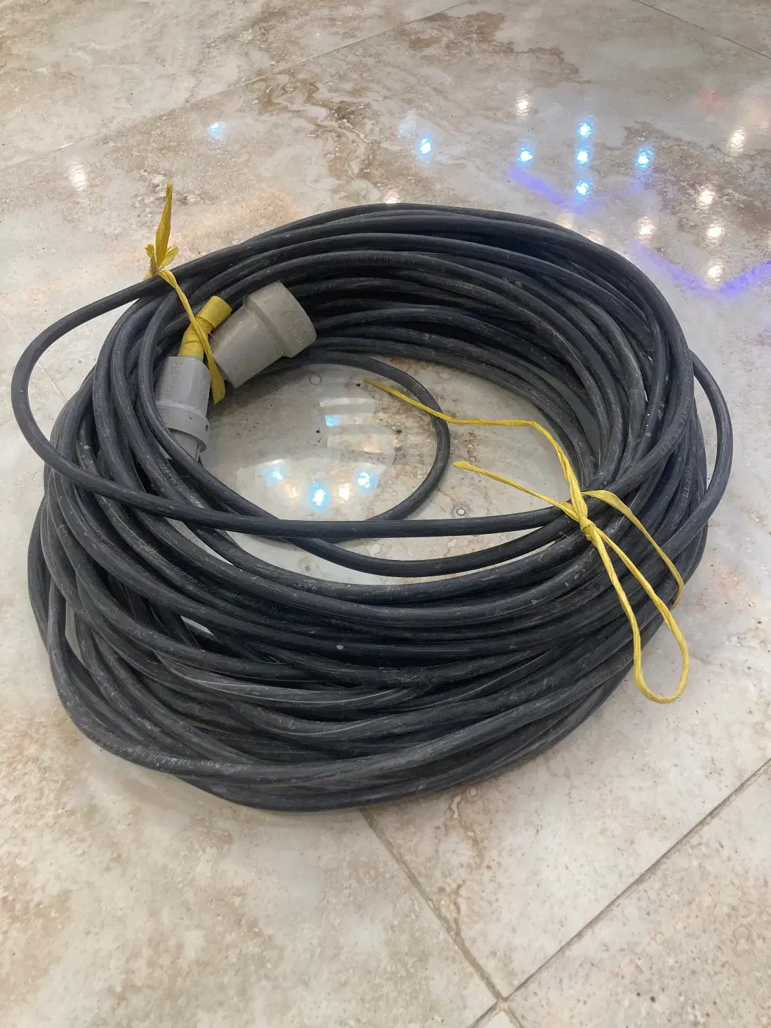 سیم سیار|ابزارآلات|سنندج, |دیوار