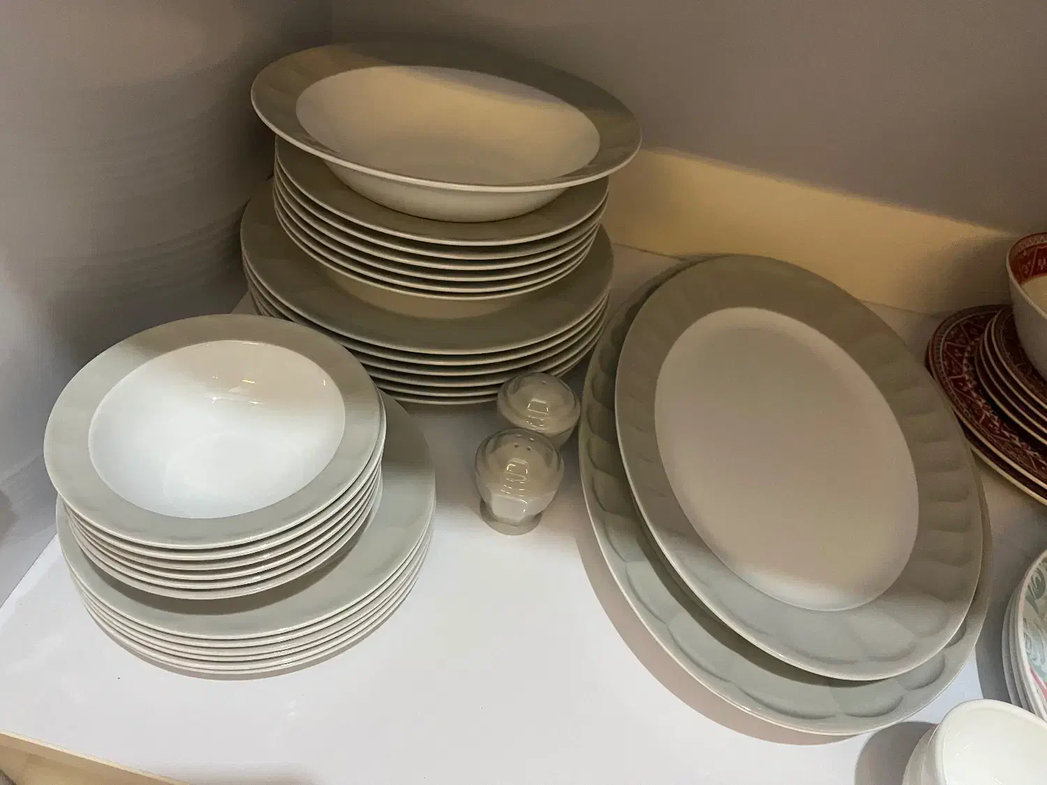 سرویس ۶ نفره چینی زرین|ظروف سرو و پذیرایی|پردیس, فاز ۱۱|دیوار