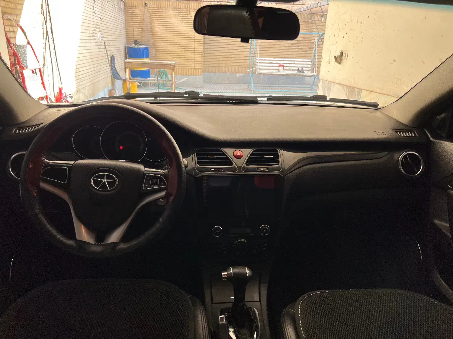 Jac j5 automatic|خودرو سواری و وانت|شاهین‌شهر, عطار|دیوار