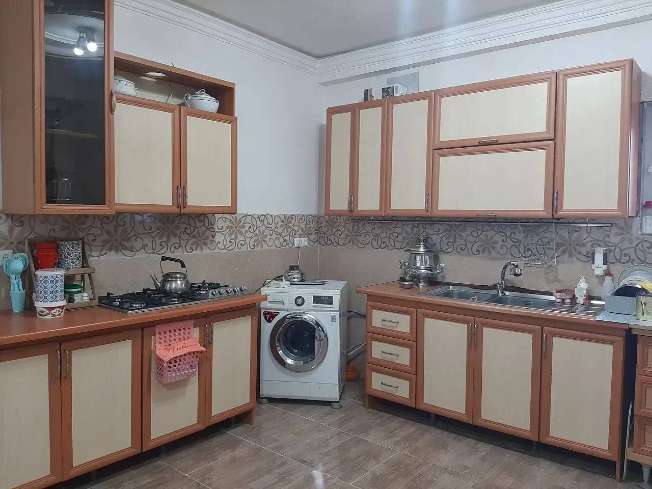 نصاب کابینت وکمددیواری|خدمات پیشه و مهارت|صومعه‌سرا, |دیوار