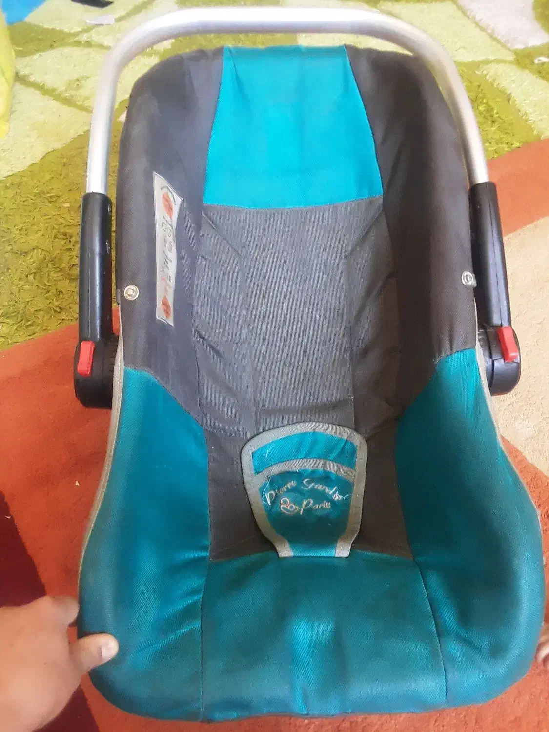 یه کریر بچه و پالتو زنانه|لباس|پیشوا, |دیوار