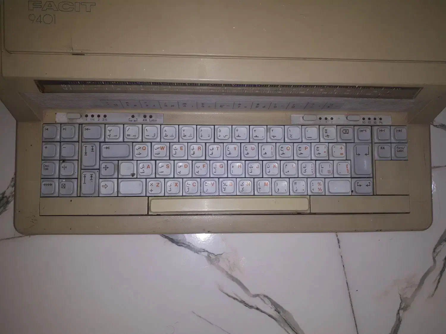 ماشین تایپ برقی سوئدی|کلکسیون اشیاء عتیقه|تهران, چیتگر جنوبی|دیوار