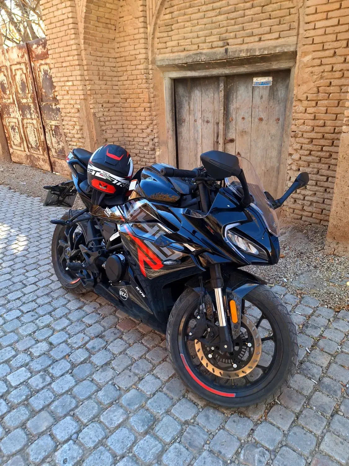 موتور کی وی ۲۵۰ سی سی|موتورسیکلت|شیراز, شهرک جماران|دیوار