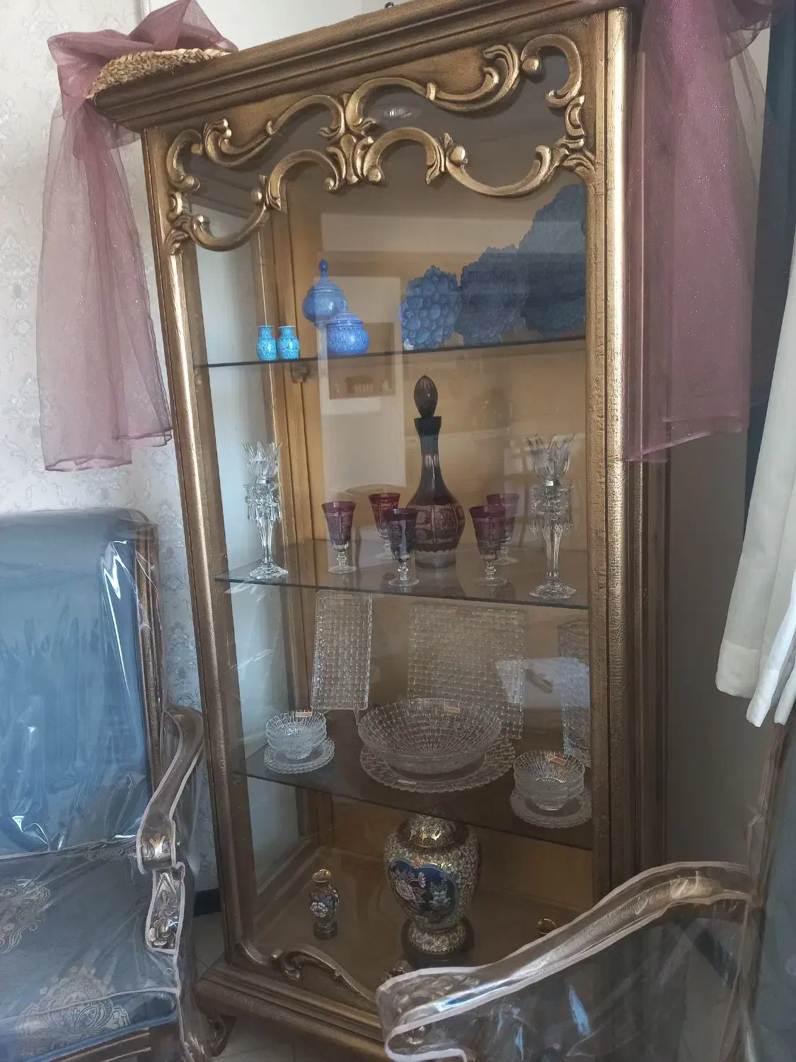 بوفه شیک و کاملا سالم با رنگ و طرح خاص|بوفه، ویترین، کنسول|شیراز, فضل‌آباد|دیوار