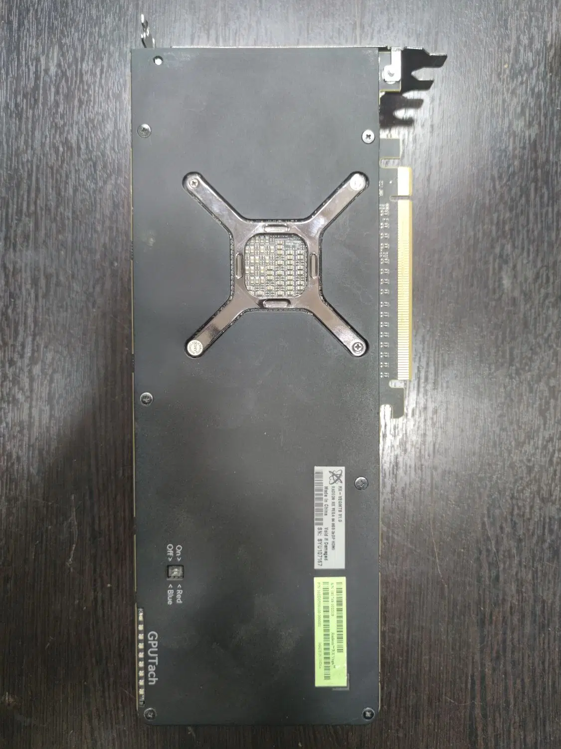 Rx Vega 64 8gb|قطعات و لوازم جانبی رایانه|اصفهان, ناصرخسرو|دیوار