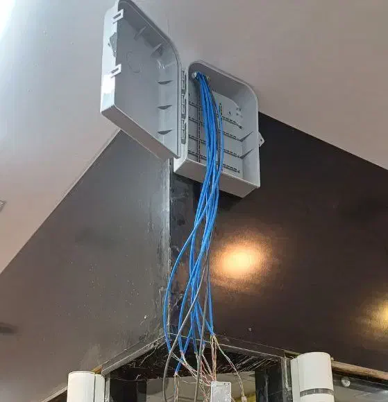 نصب دوربین مدار بسته نصاب دزدگیرتعمیرات تخصصی|خدمات پیشه و مهارت|شیراز, کوی زهرا|دیوار