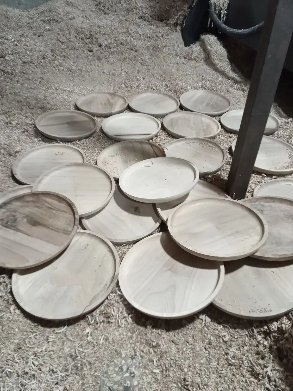 نیازمند نیرو در کارگاه ظروف چوبی|استخدام صنعتی، فنی، مهندسی|مینودشت, |دیوار