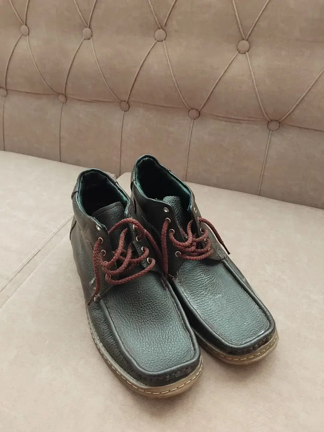 کفش|کیف، کفش، کمربند|ری, شهرری|دیوار