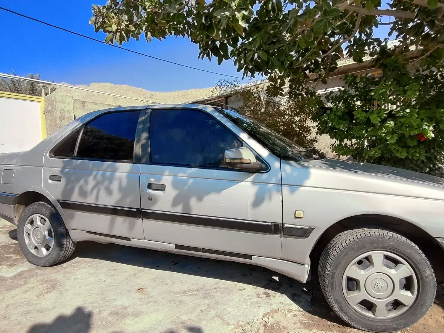 فروش 405|خودرو سواری و وانت|حاجی آباد, |دیوار