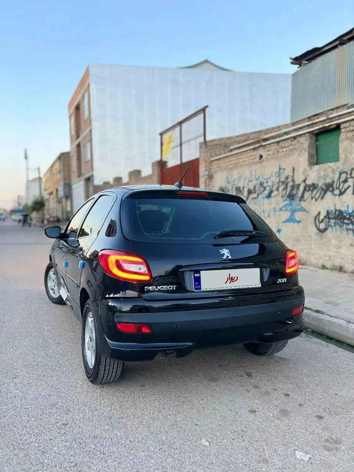 پژو ۲۰۷ پانا مدل ۴۰۱ بیرنگ|خودرو سواری و وانت|گنبد کاووس, |دیوار
