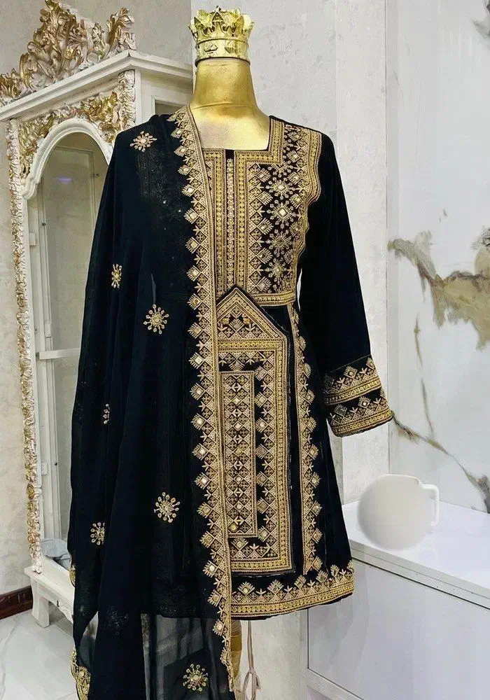 مجلسی|لباس|بستک, |دیوار