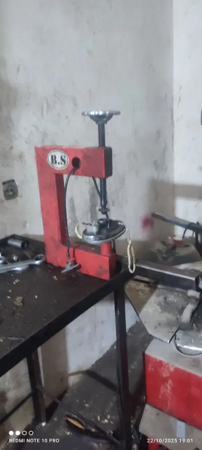 دستگاه لاستیک درآر|ابزارآلات|سراوان, |دیوار