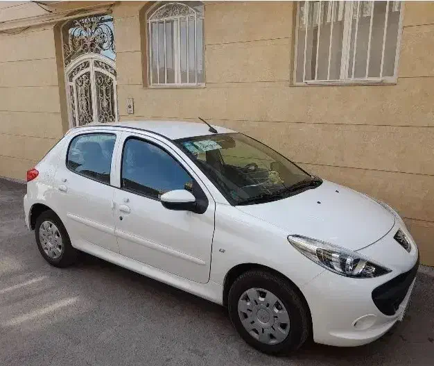 ۲۰۷ مدل ۱۴۰۴|خودرو سواری و وانت|ارومیه, |دیوار