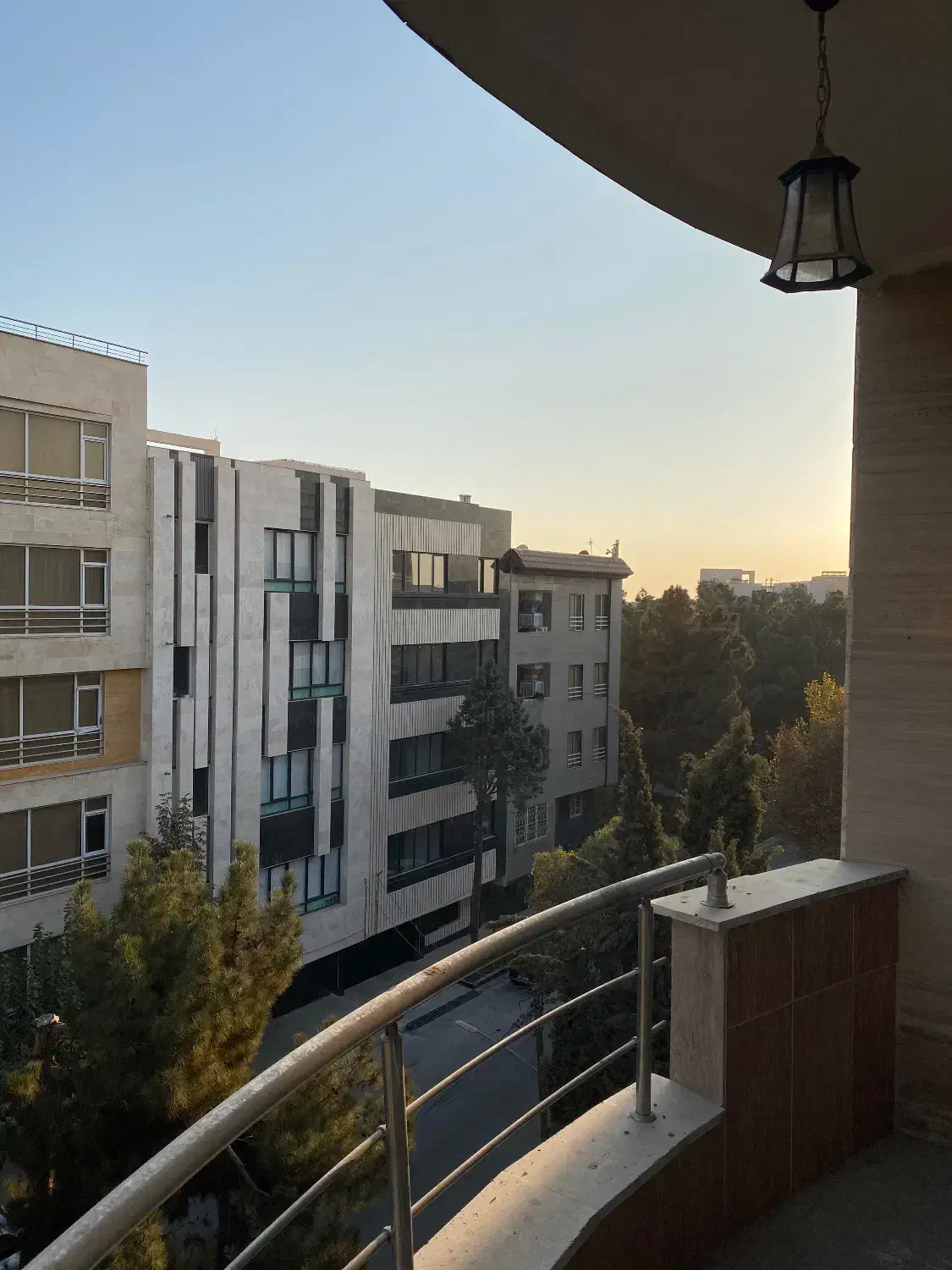 ۱۱۵متری/کارخانه قند/تاپ لوکیشن/تخلیه/خوش‌قیمت|فروش آپارتمان|کرج, کارخانه قند|دیوار