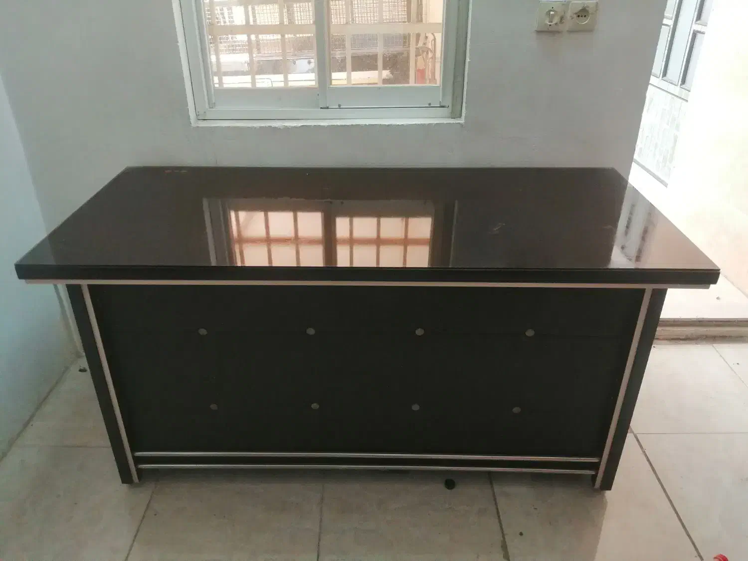 فروش میز اداری و صندلی|دفتر کار|قائمشهر, |دیوار