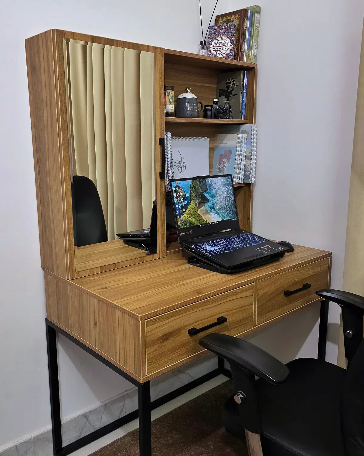 میز تحریر|میز تحریر و کامپیوتر|کاشان, شهرک فرهنگیان|دیوار