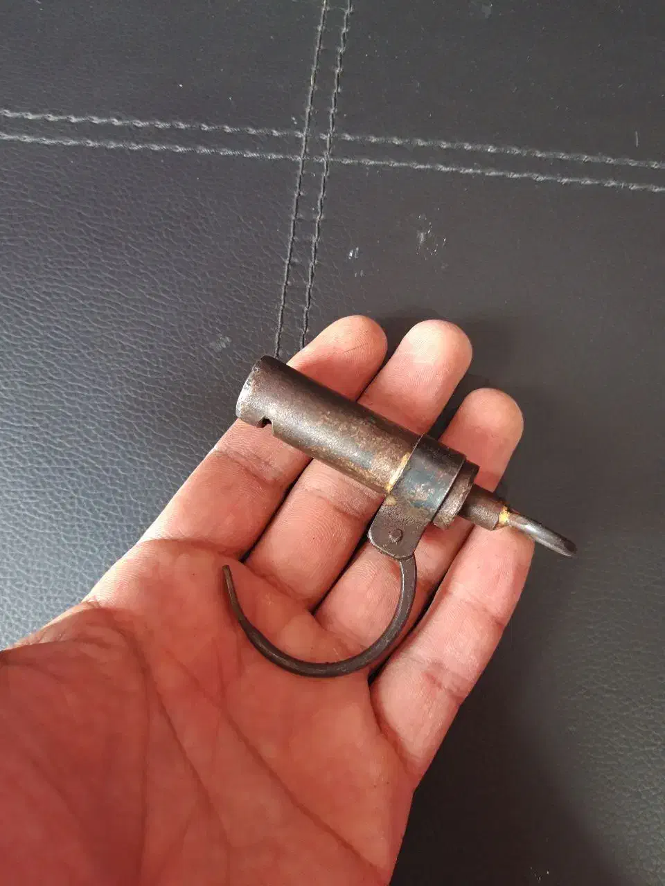 قفل قدیمی|کلکسیون اشیاء عتیقه|زنجان, |دیوار