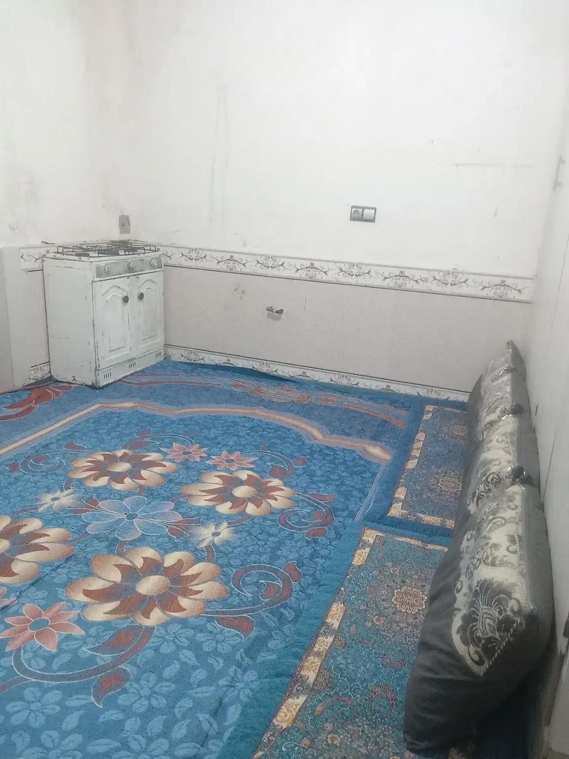 اجاره روزانه سوئیت تمیز ۵۰۰ و امکانات|اجارهٔ کوتاه‌مدت آپارتمان و سوئیت|فیروزآباد (فارس), |دیوار