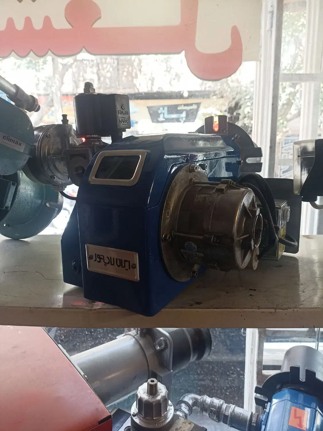 مشعل گازی ۱۰۰ هزار مشعل شرکتی معاوضه تعمیر|آبگرمکن، پکیج، شوفاژ|مشهد, آبکوه|دیوار