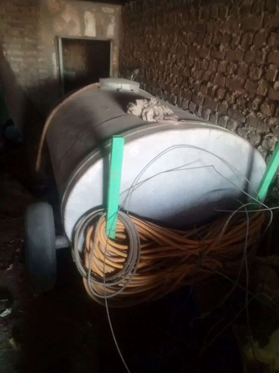 تانک سم پاش|ماشین‌آلات صنعتی|یزدان شهر, |دیوار