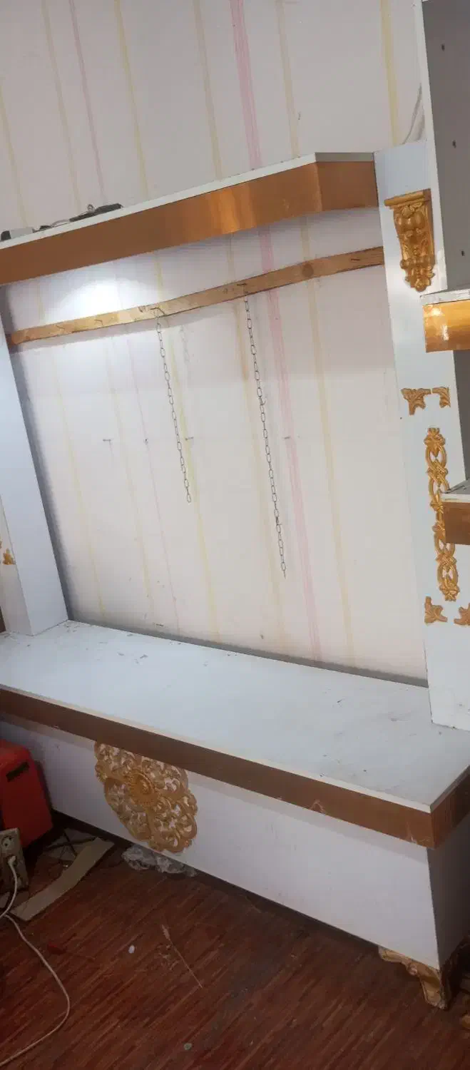 ویترین ام دی اف وهایگلاس|بوفه، ویترین، کنسول|پلدختر, |دیوار