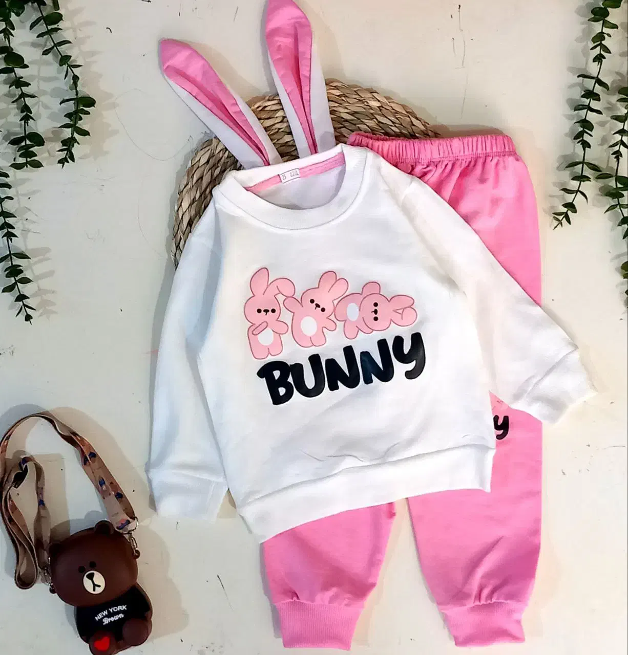 ست خرگوش|کفش و لباس بچه|شیدا, |دیوار