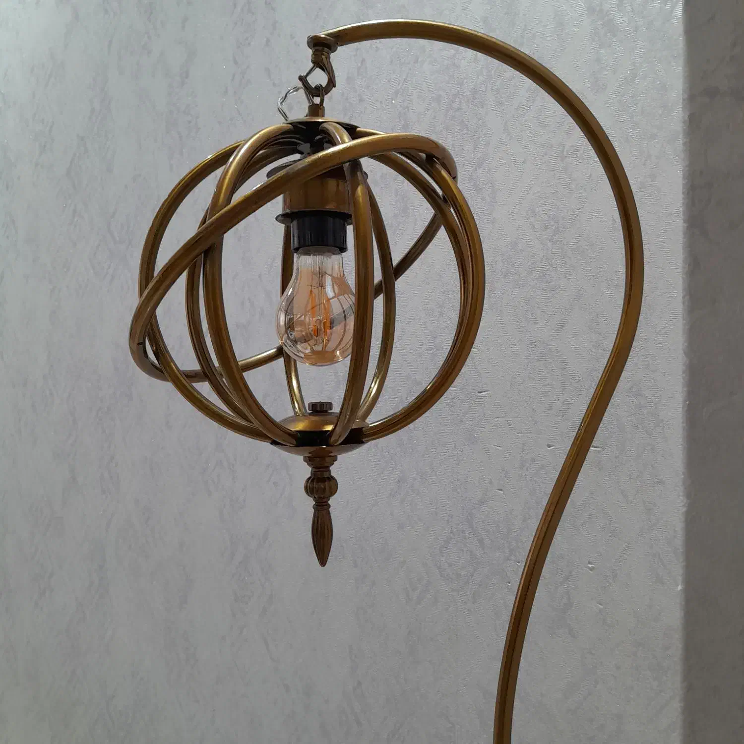 اباژور ایستاده عصایی|چراغ خواب و آباژور|اصفهان, بهارستان|دیوار