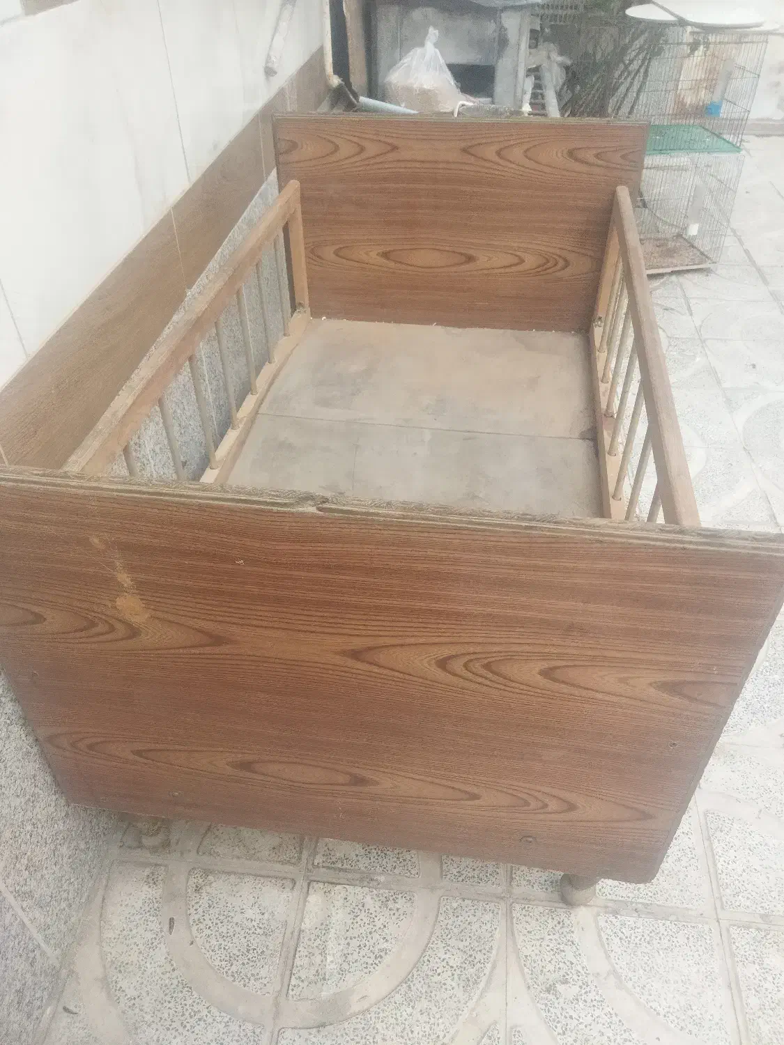 تخت خواب کودک|تخت و صندلی بچه|فسا, |دیوار