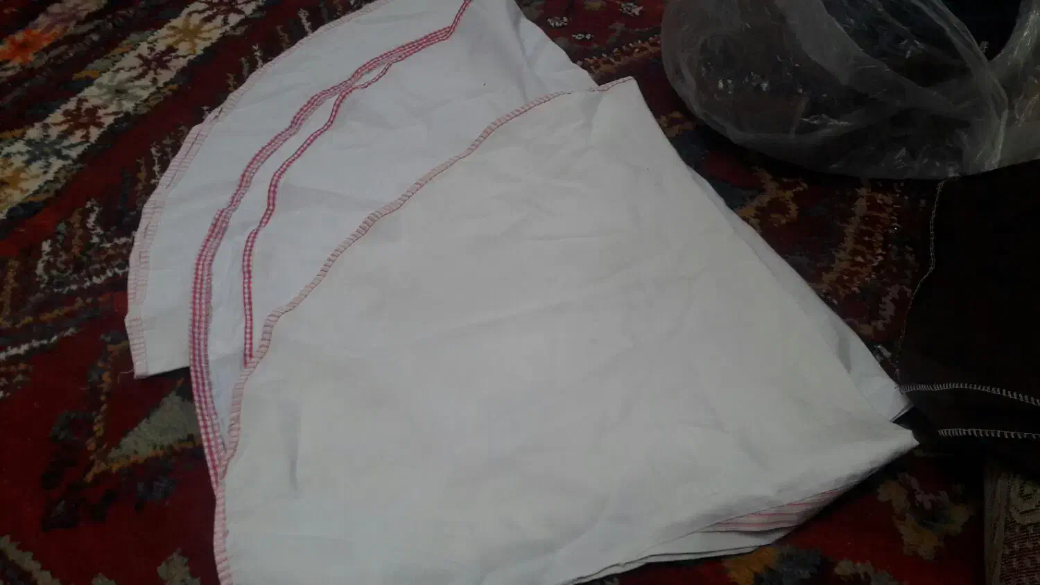 تعداد 5 دست فرم مدرسه اول تاسوم ویک دبیرستانی|لباس|کرمان, |دیوار