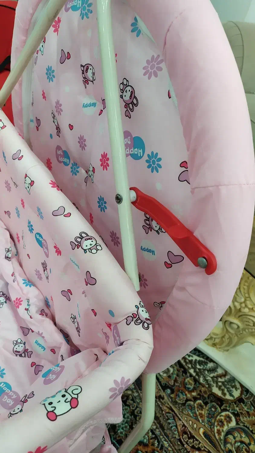 گهواره دوکاره و فرش|تخت و صندلی بچه|سنندج, |دیوار